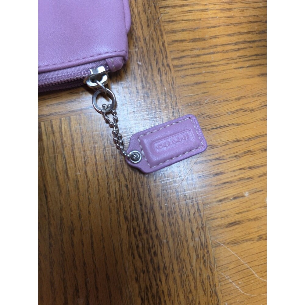 Coach Pink Lavander Glovetanned Leather Top Zip F42389 Walker Bag - Picture 3 of 8